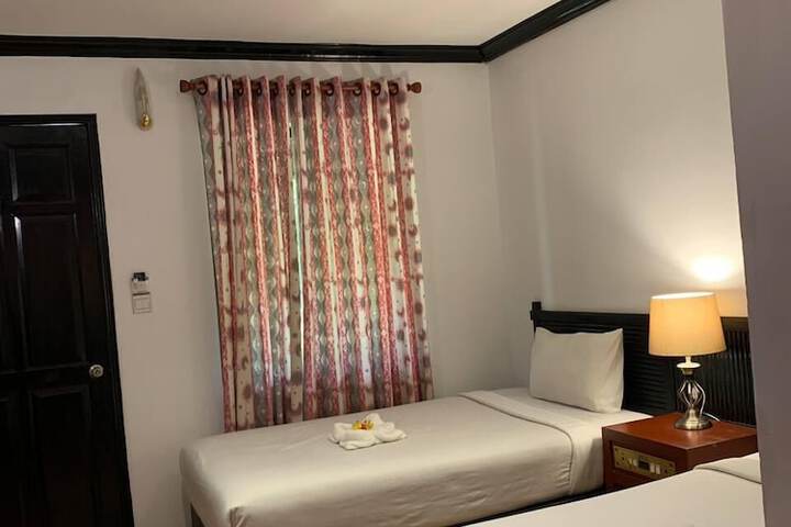 Room 37 of 93