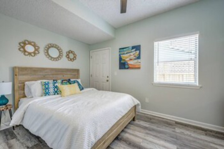 Room 21 of 21
