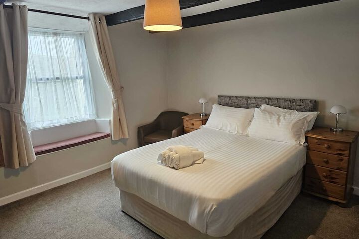 Room 18 of 36