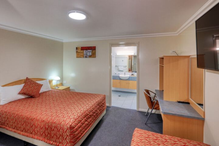 Room 8 of 51