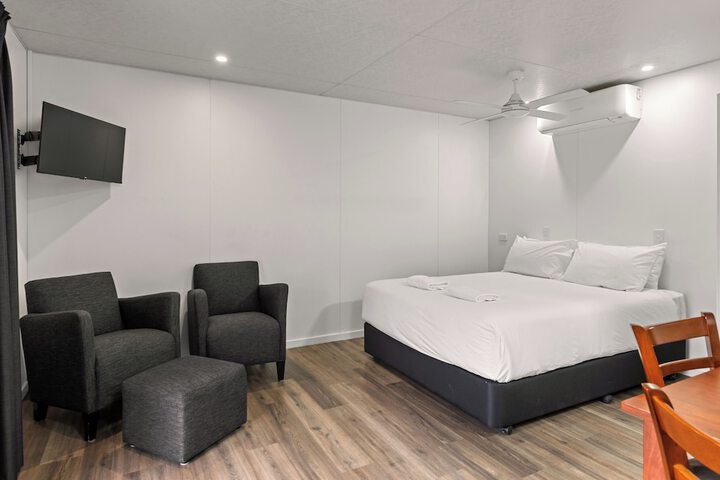 Room 21 of 150