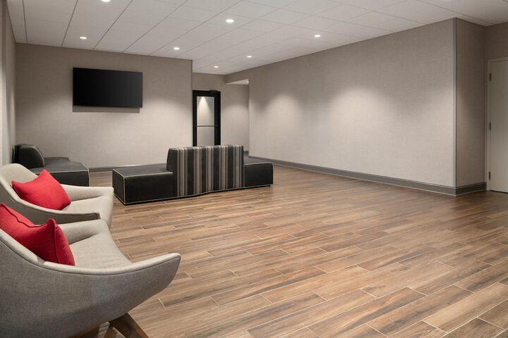 Guest Lobby