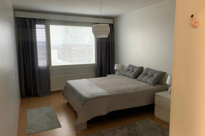 Room 2 of 13
