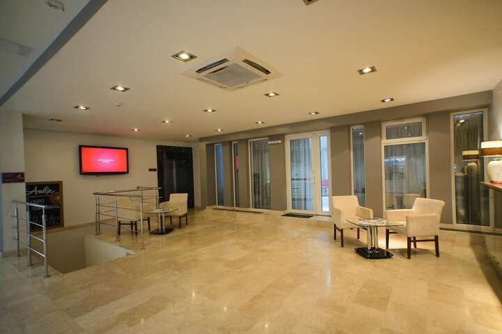 Hotel Interior 4 of 63