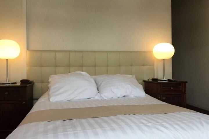 Room 16 of 31
