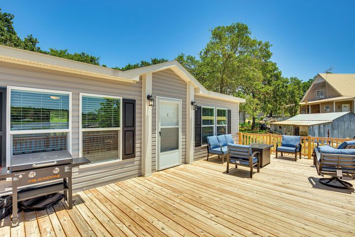 Cedar Creek Reservoir Home w / Private Boat Ramp!