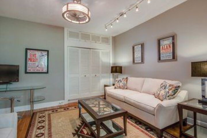 1BR Nashville Songwriters Paradise by RedAwning in Nashville, TN