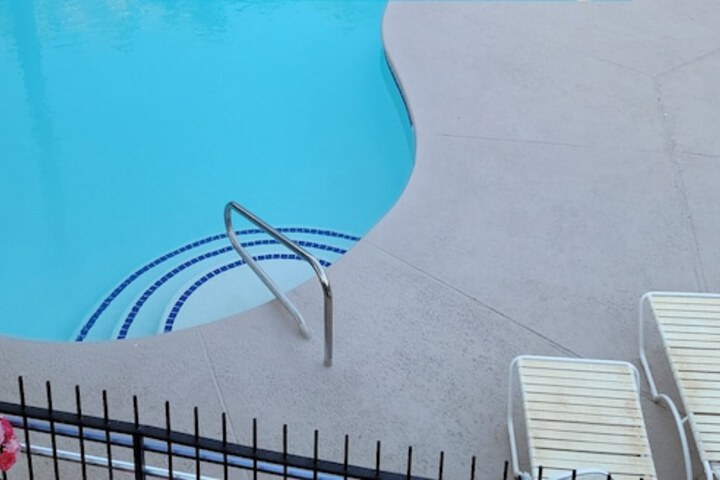 Pool 36 of 81
