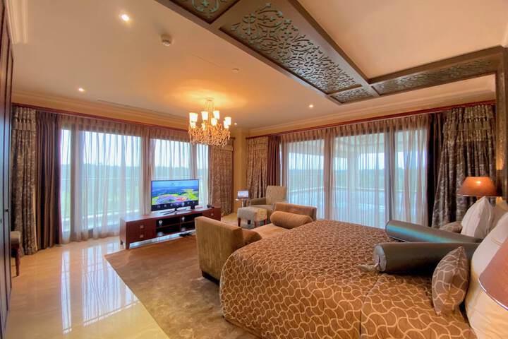 Room 20 of 125