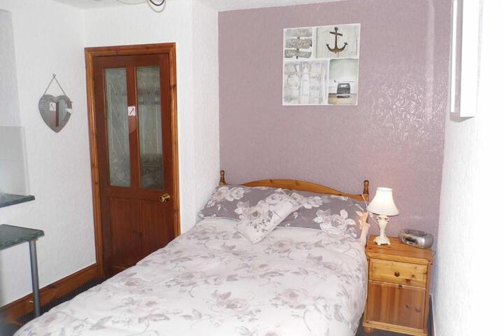 Room 8 of 59