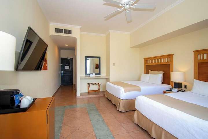 Room 18 of 145