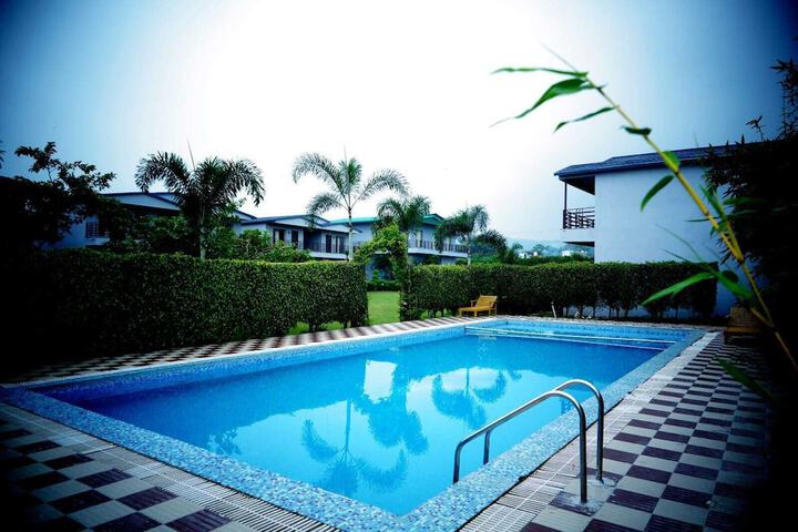Pool 34 of 47