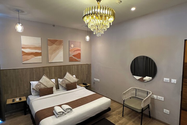 Room 15 of 47