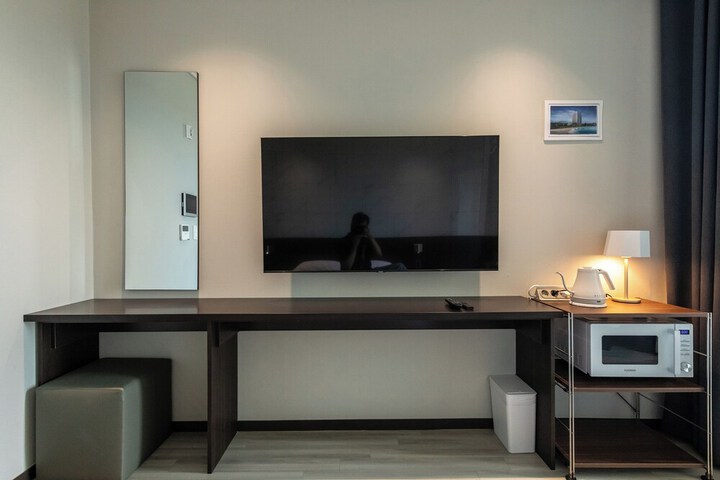 Room 34 of 46