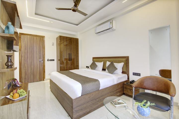 Room 26 of 47