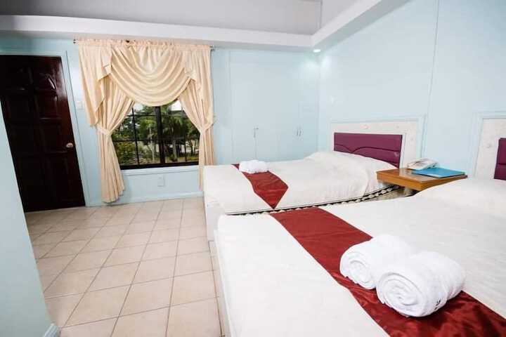 Room 3 of 23