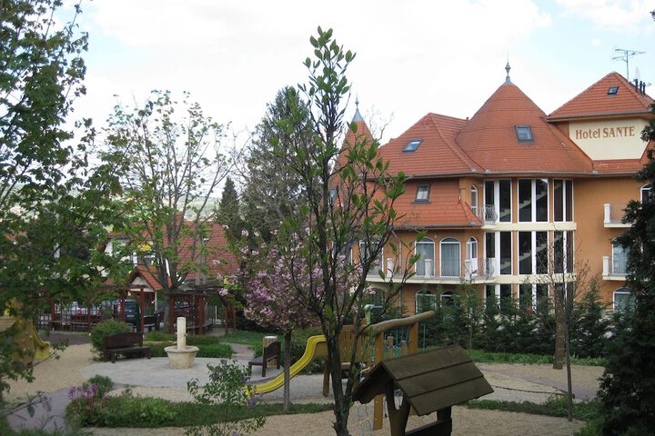 Hotel 53 of 58