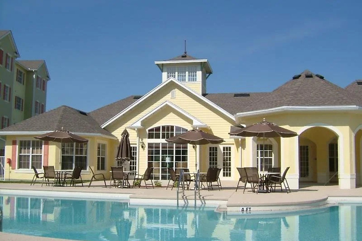 Pool 14 of 26