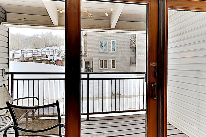 Hotel View 882 of 891