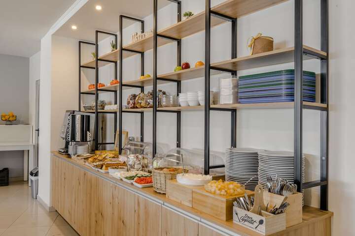 Breakfast/Coffee Service 58 of 69