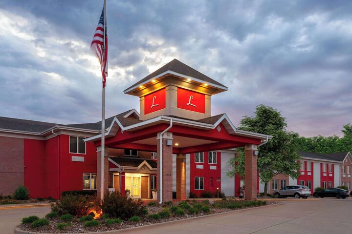 Hotel 62 of 63