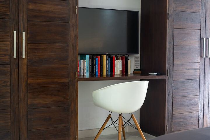 Room 15 of 60