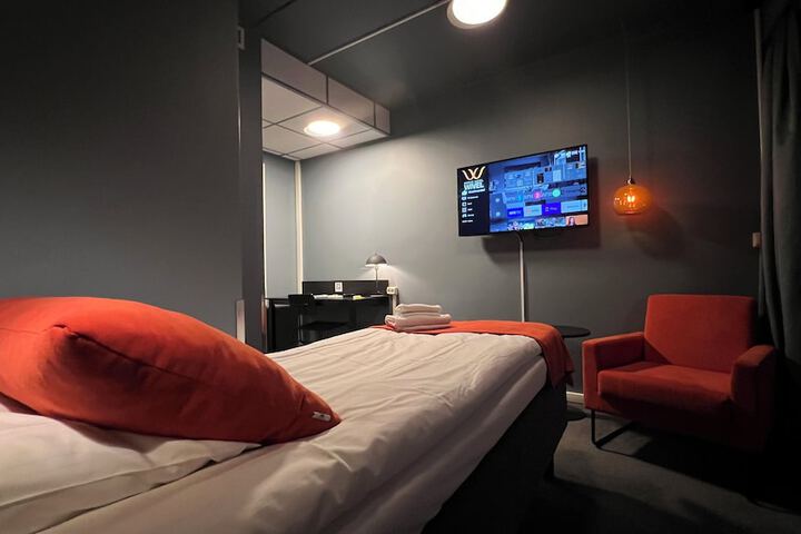 Room 20 of 47