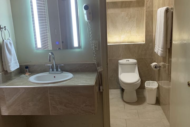 Room 15 of 23