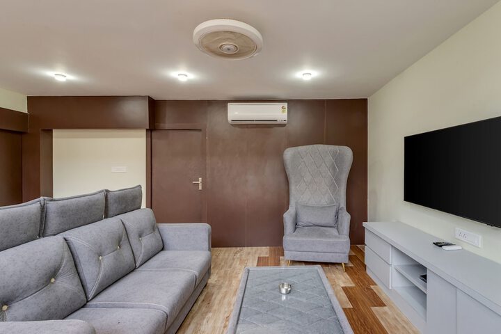 Room 21 of 66