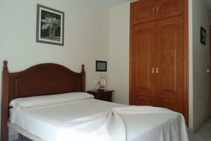 Room 12 of 52