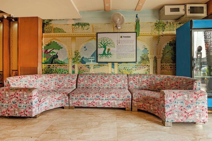 Hotel Interior 4 of 45
