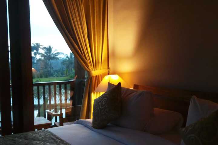 Room 10 of 45