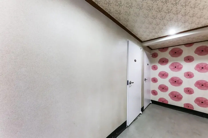 Room 13 of 13