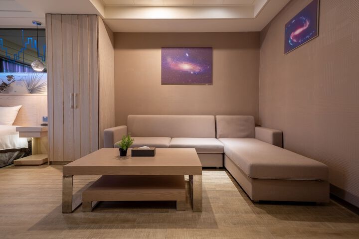 Room 50 of 126