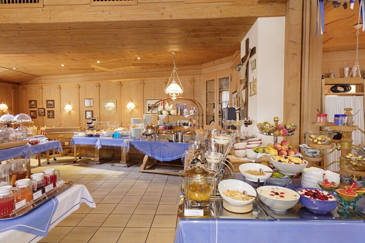 Breakfast/Coffee Service 27 of 67