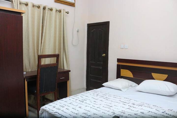 Room 15 of 26