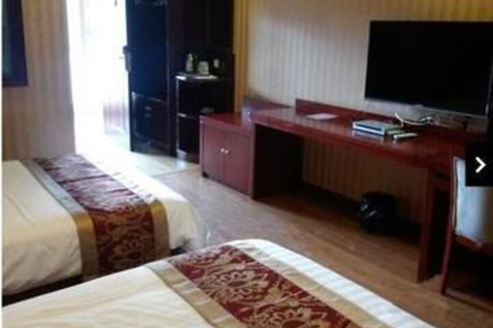 Room 16 of 36