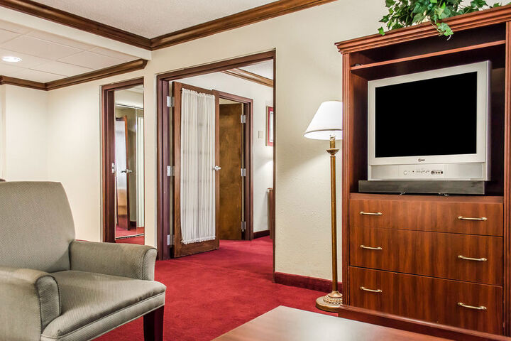 Room 16 of 50
