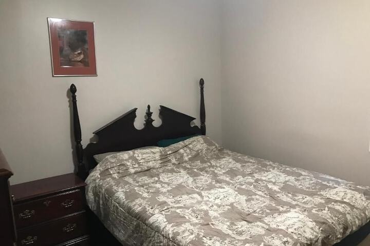 Room 24 of 117