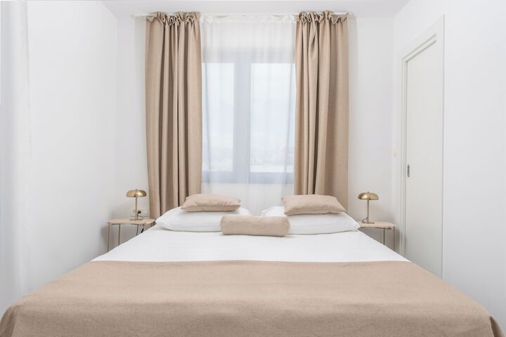Room 14 of 56