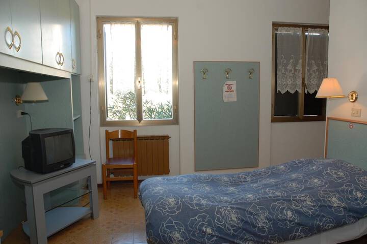 Room 7 of 47