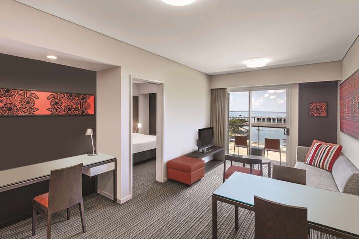 Room 7 of 48