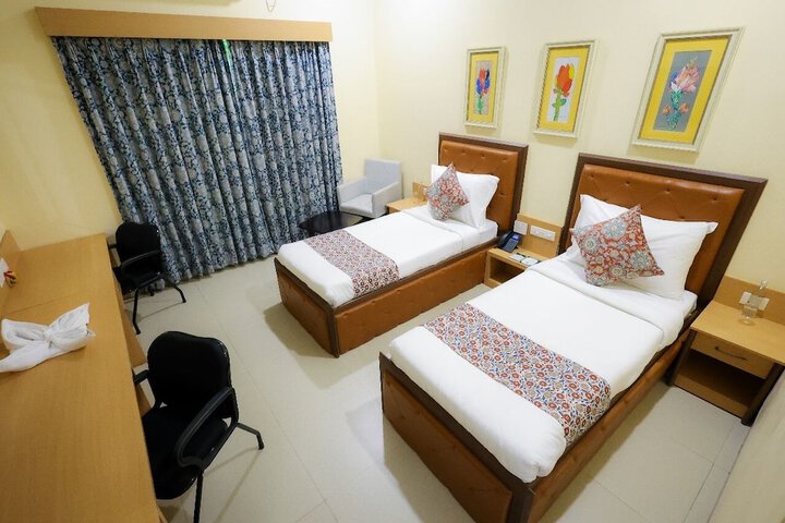 Room 10 of 41
