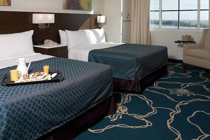 2 Queen Beds (6 of 6)