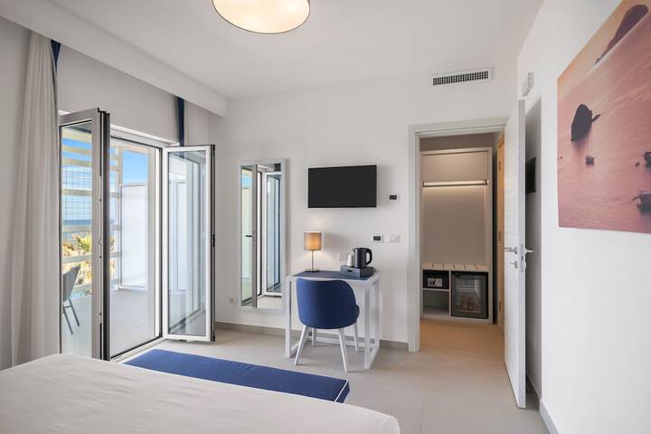 Room 15 of 58