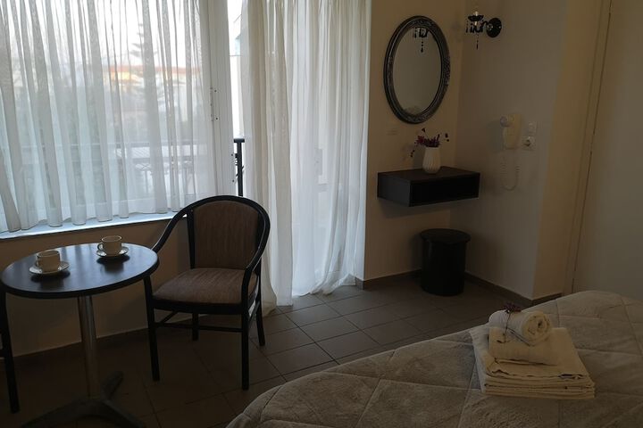 Room 36 of 106