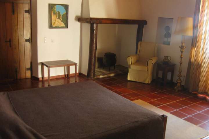 Room 3 of 36