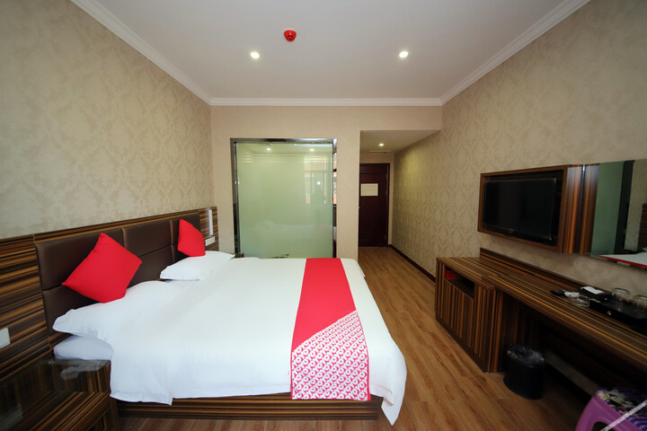 Xianglong Business Hotel