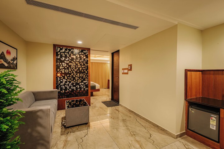 Room 70 of 107