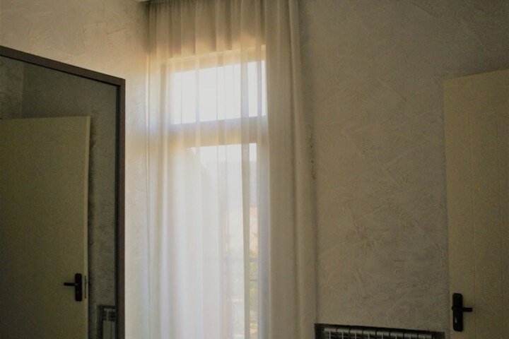 Room 59 of 66